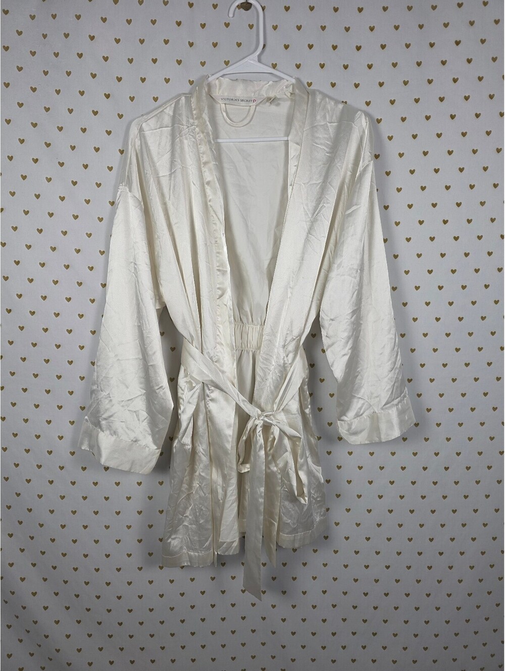Victorias Secret Vintage Heart Label White Satin Silky Robe ONE SIZE